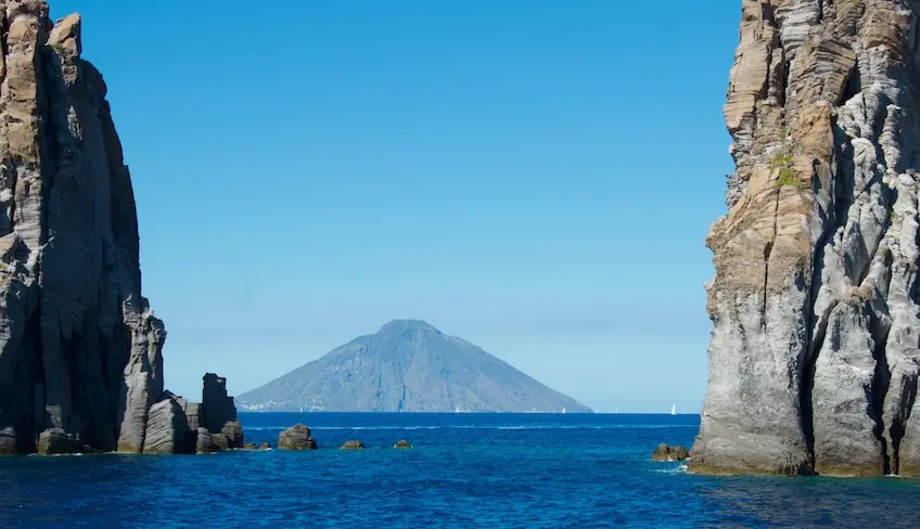 Pacchetti vacanze Isole Eolie-vacanze alle eolie-offerte vacanze sicilia