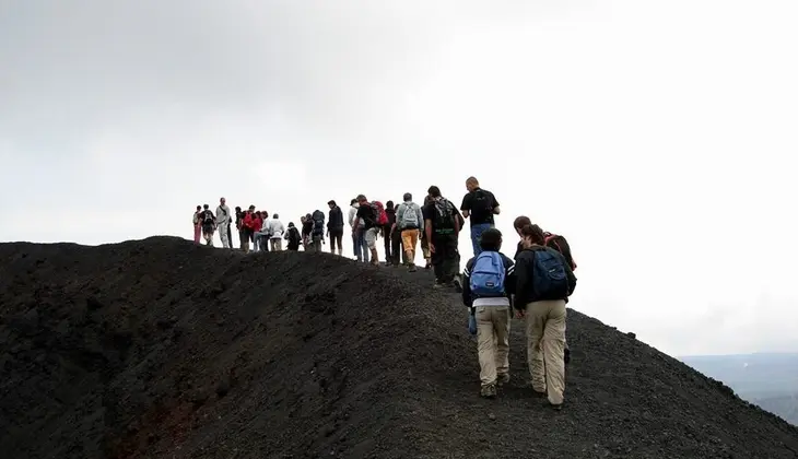 Vulkan besteigen Trekkingtour Sizilien Natur Ätna