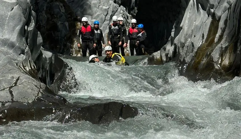 body rafting Alcantara